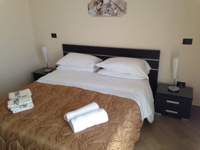 Costa Del Sol Bed and Breakfast Porto Empedocle Kamer foto
