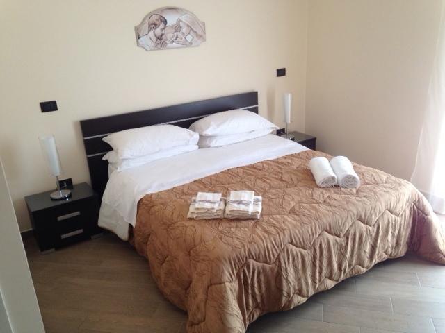 Costa Del Sol Bed and Breakfast Porto Empedocle Kamer foto